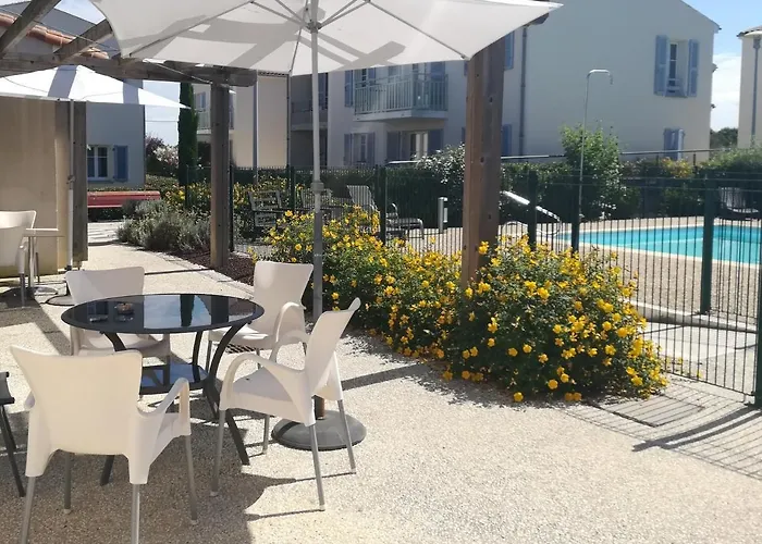 Residence Services Les Essentielles Sainte Soulle